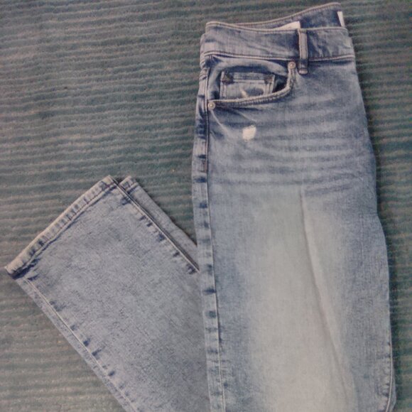 Loft Distressed Jeans - Picture 1 of 7